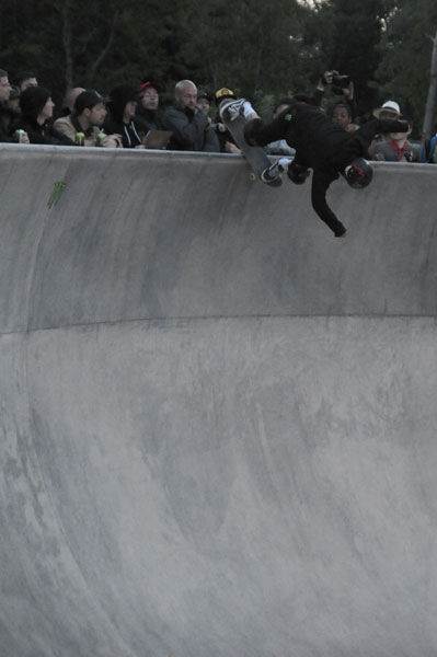 Alex Perelson - back lip on the over-vert